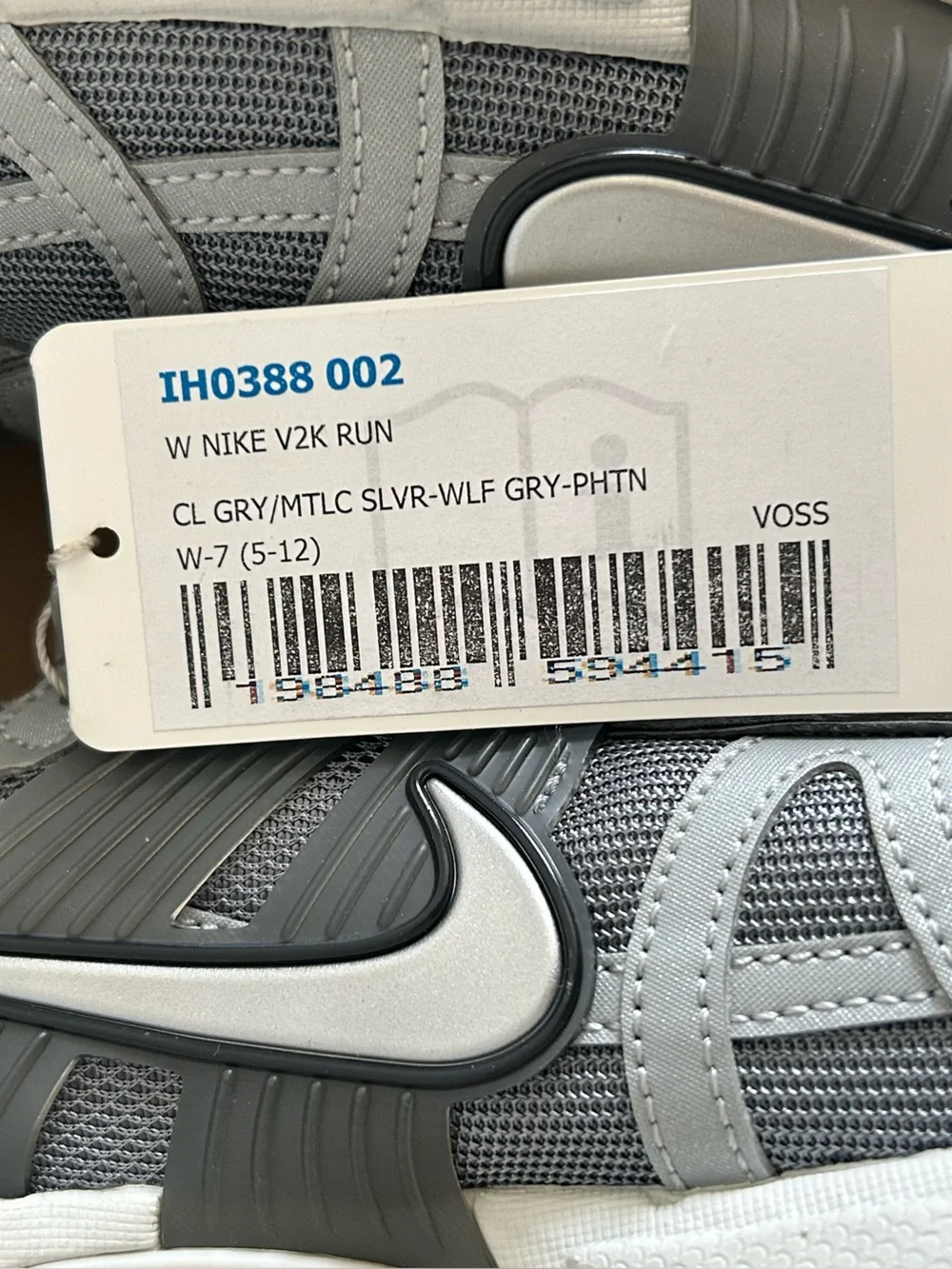 Nike V2K Run women’s Men’s Sneakers - size 7 Grey/White - Picture 8 of 8